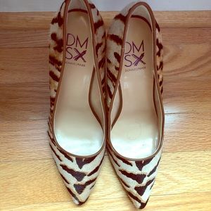 Donald J Pliner DMSX Animal Print shoes Size 7